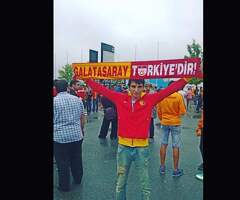MERHABA İSTANBULDAN TEK ERKEĞİM ZEVKİNE EVLİ ÇİFTLERLE BAYANLARLA GÖRÜŞÜYORUM TELİM 0537 651 62 34 A