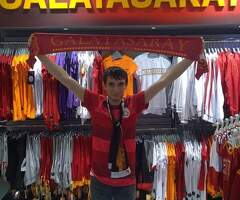 MERHABA İSTANBULDAN TEK ERKEĞİM ZEVKİNE EVLİ ÇİFTLERLE BAYANLARLA GÖRÜŞÜYORUM TELİM 0537 651 62 34 A
